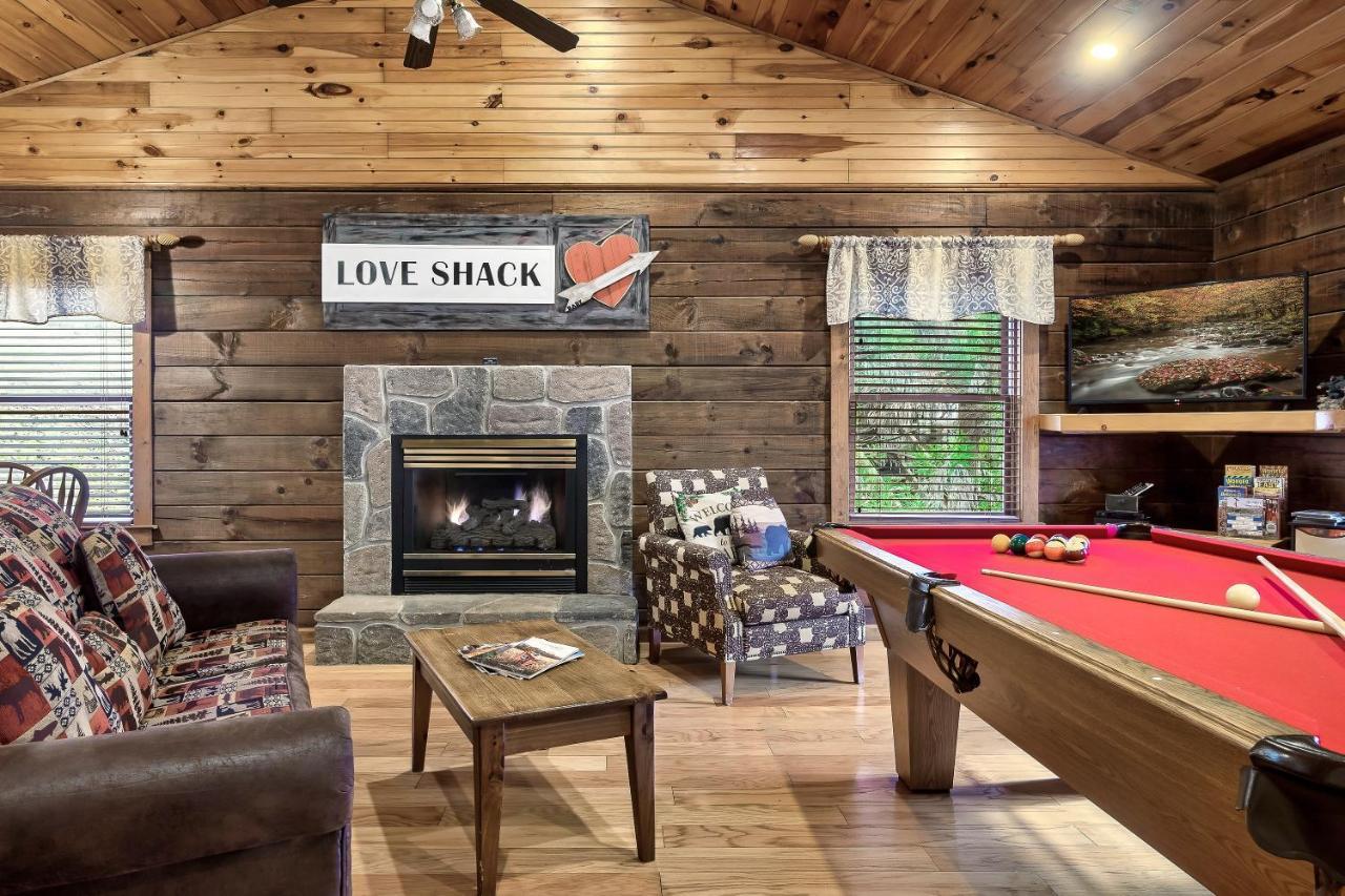 Love Shack Sevierville Exterior foto