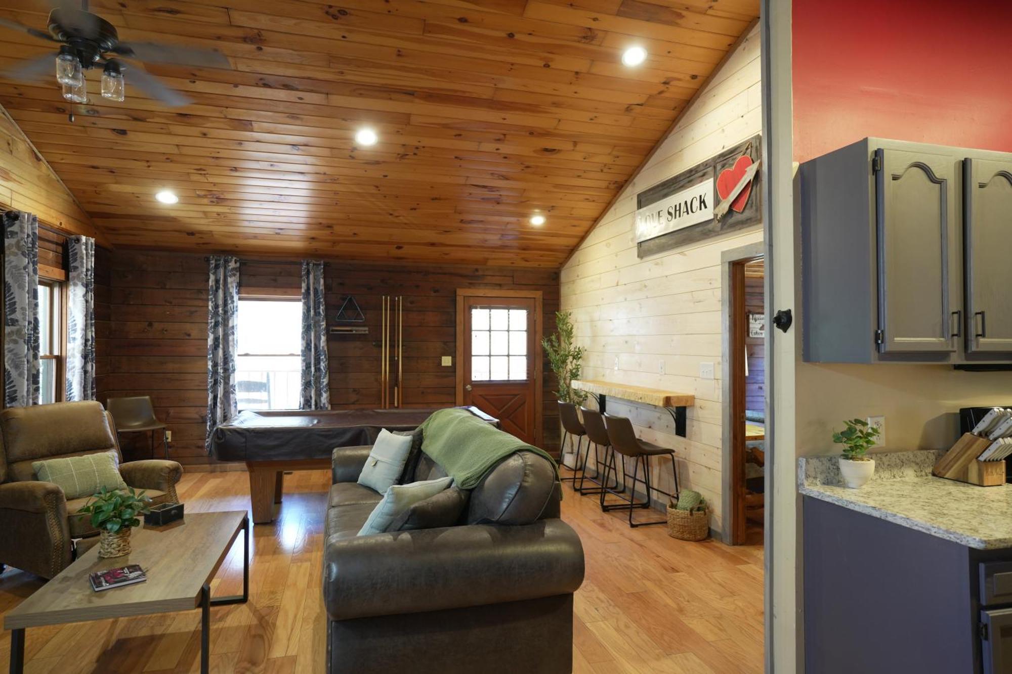 Love Shack Sevierville Exterior foto